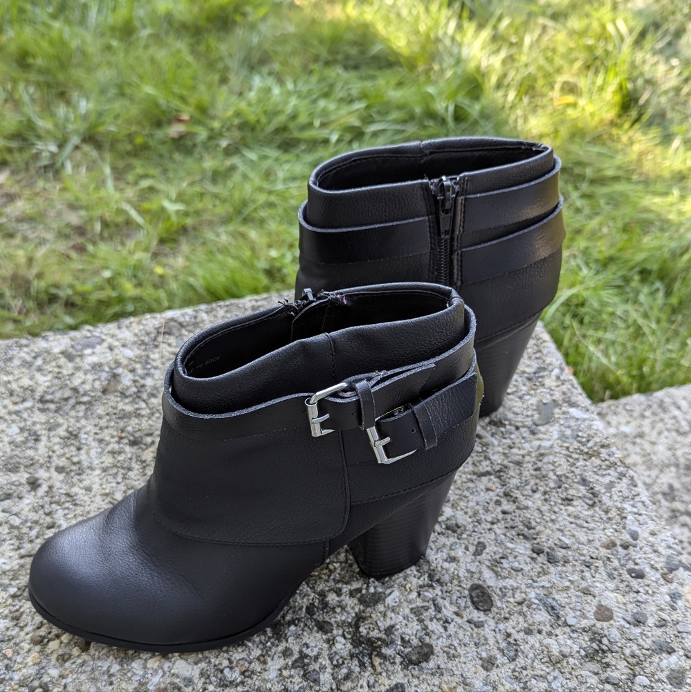 Madden girl black bootie with faux buckle